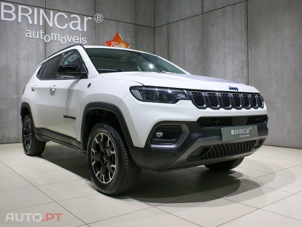 Jeep Compass 1.3 TG 4Xe Trailhawk