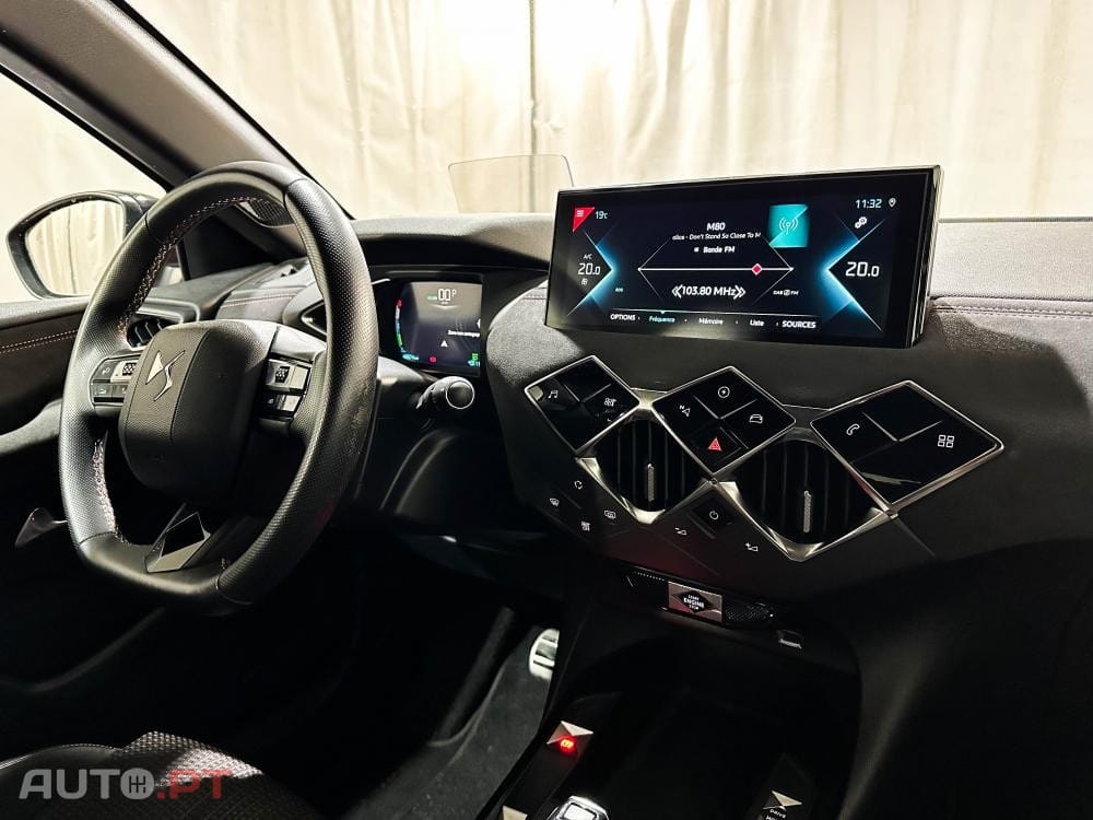 DS DS3 Crossback E-TENSE PERFORMANCE LINE +