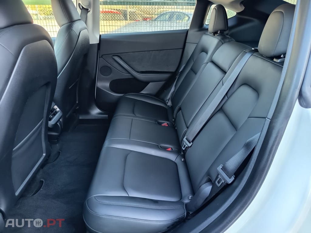 Tesla Model Y Tração Traseira