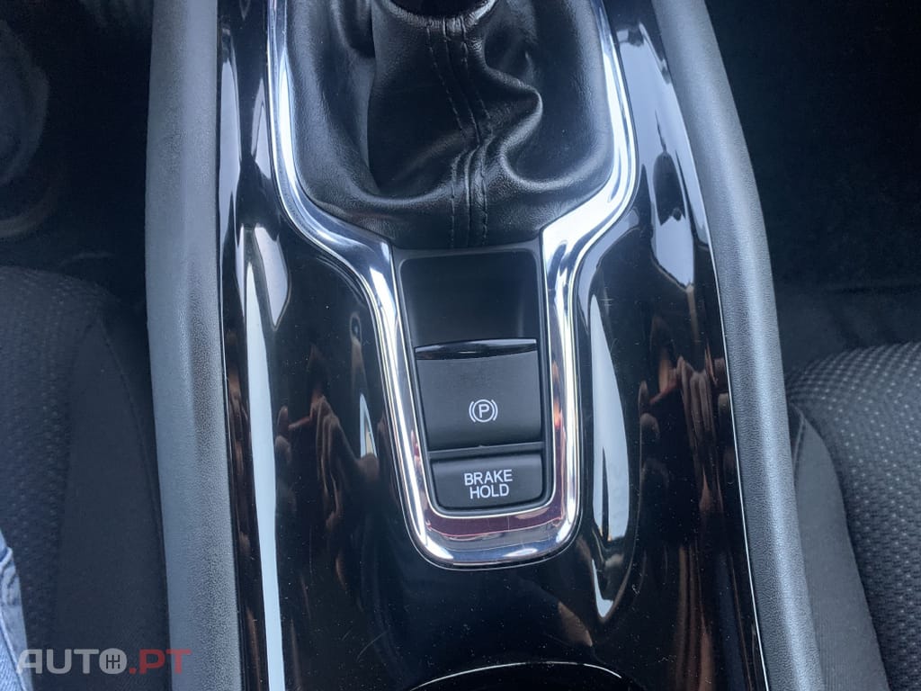 Honda HR-V 1.6 i-DTEC Elegance + Connect Navi