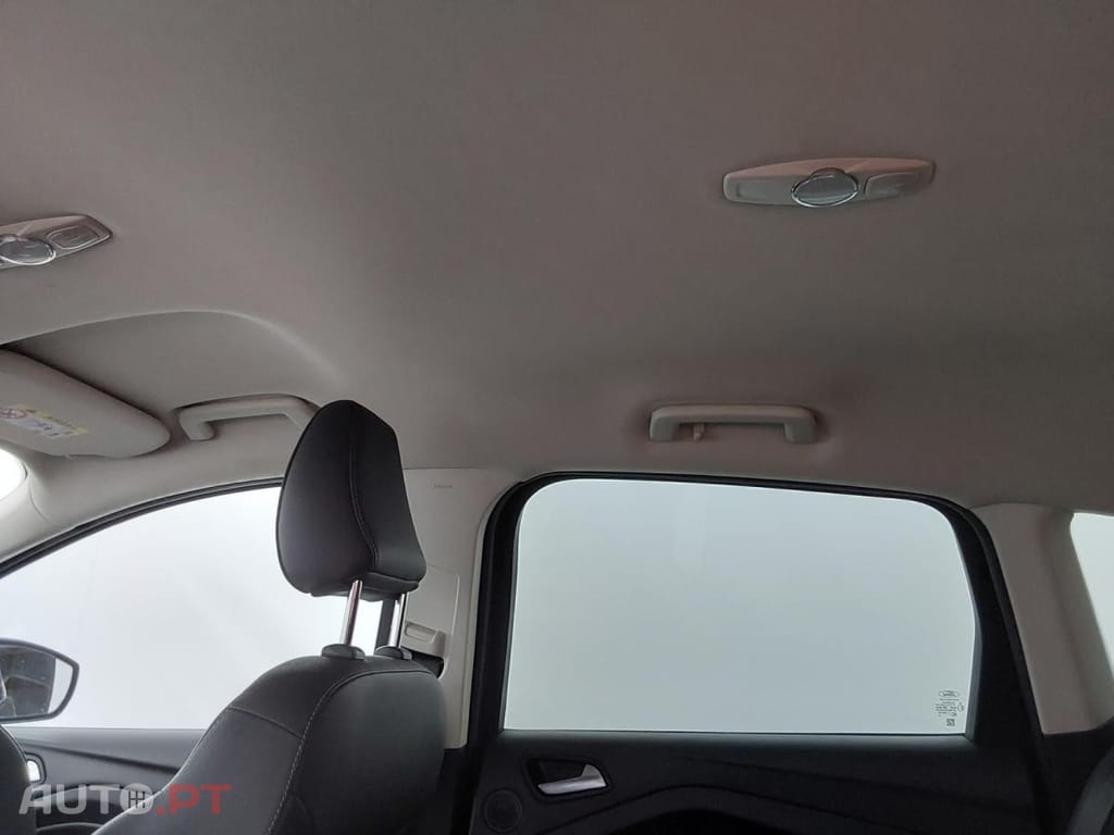 Ford Kuga 1.5 Flexifuel Titanium