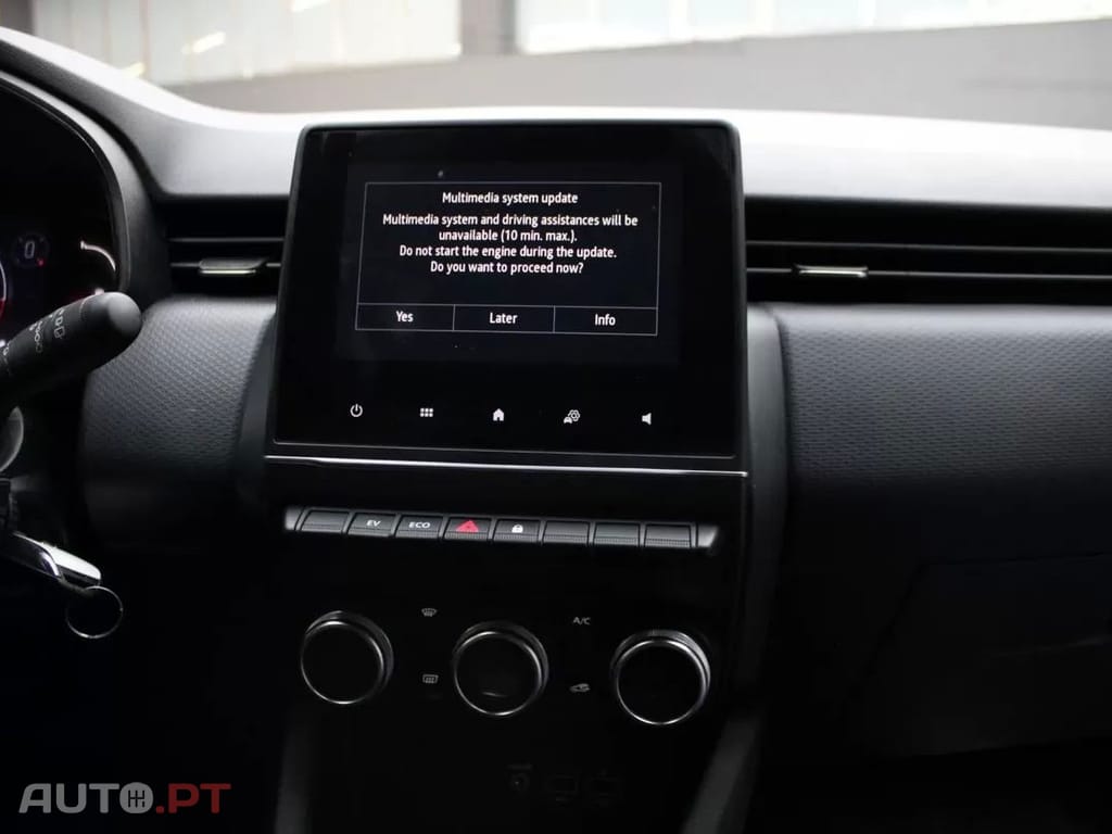 Renault Clio other_Outro