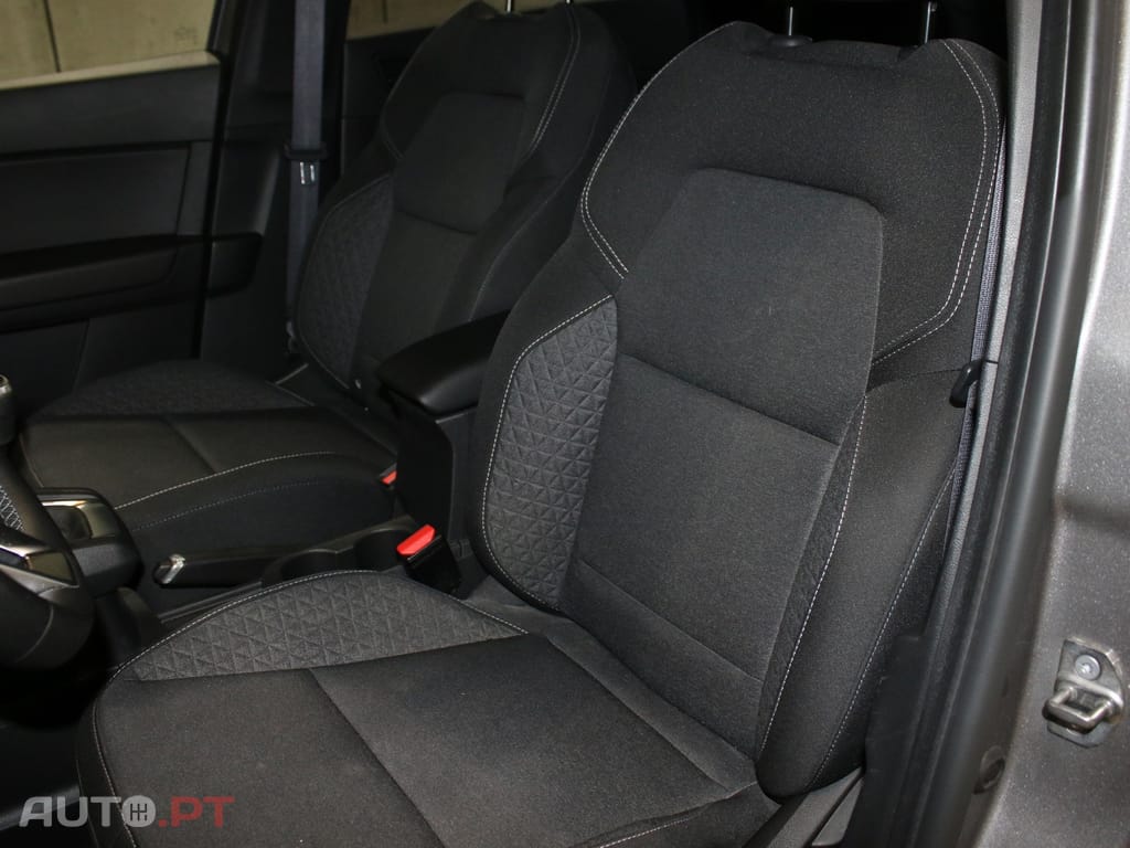 Renault Captur 1.0 TCe Equilibre Bi-Fuel