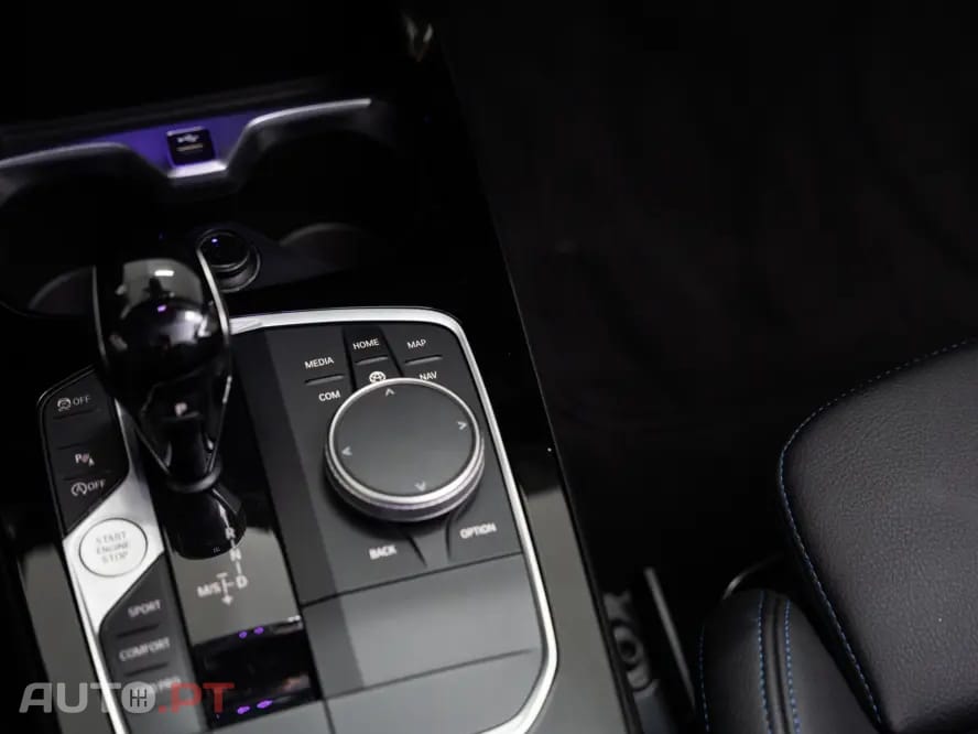 BMW 116 d Pack Desportivo M Auto