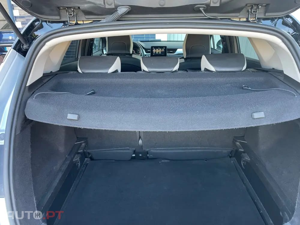 Renault Captur 1.0 TCe Intens