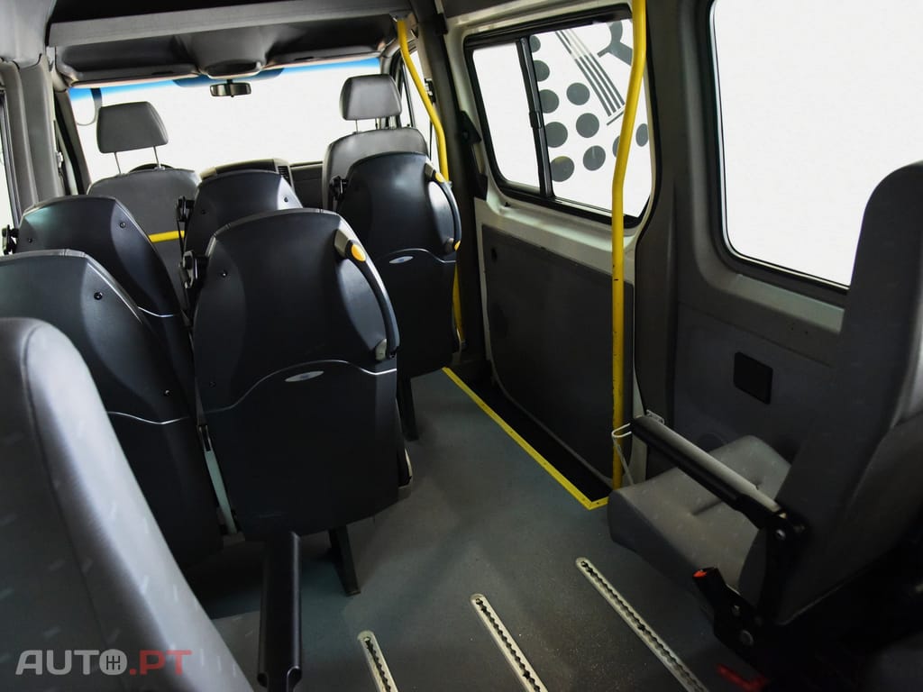 Volkswagen Crafter 2.5TDI 9L