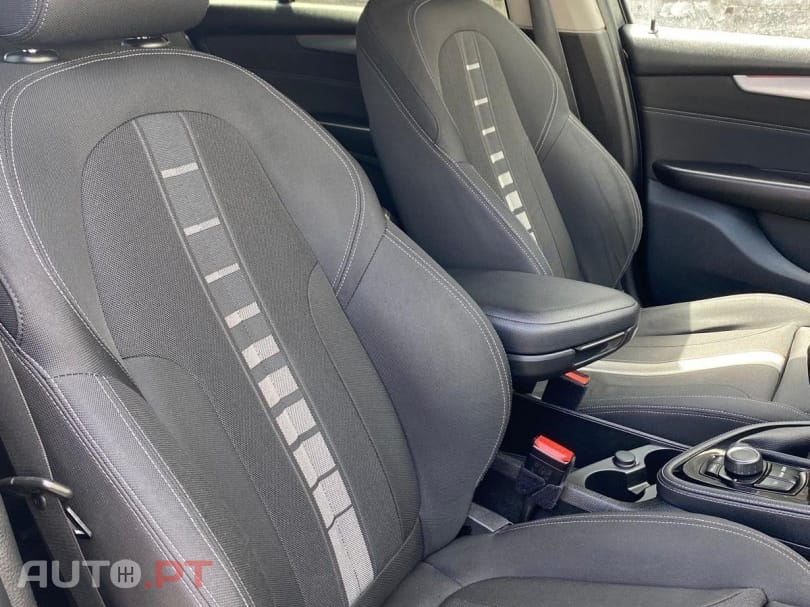 BMW 216 d 7L Line Sport