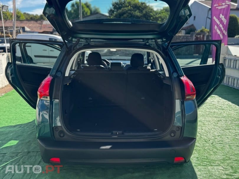 Peugeot 2008 1.2 PureTech Style