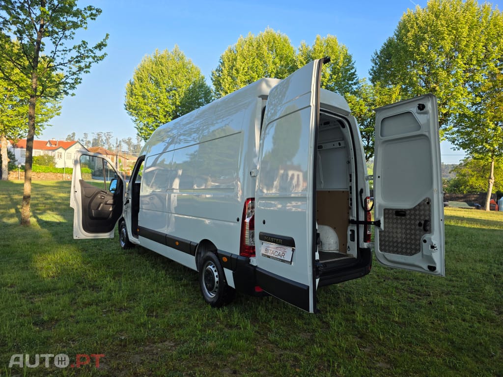 Renault Master 2.3 dCi L3H3 3.5T