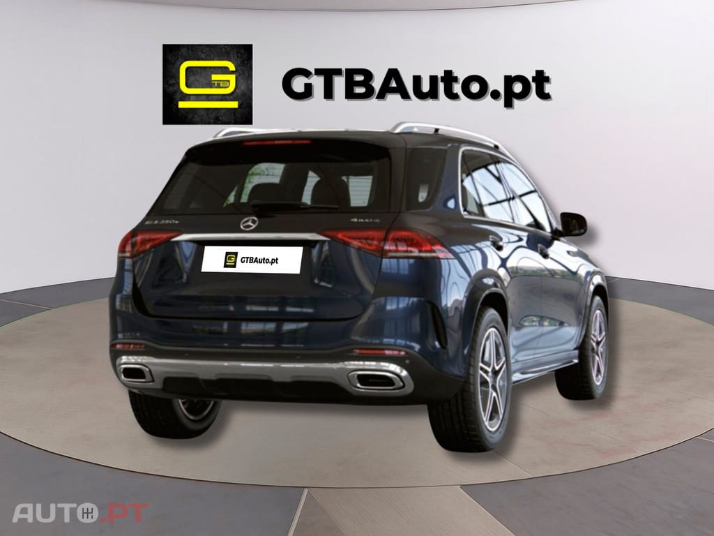 Mercedes-Benz GLE I.V.A DEDUTIVEL e 4M AMG Pano 