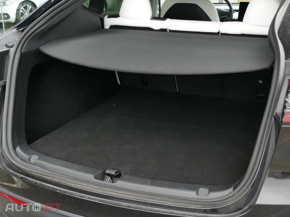 Tesla Model Y Tração Traseira