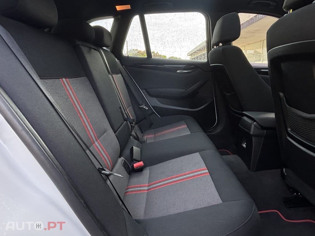 BMW X1 18 d xDrive Auto Line Sport