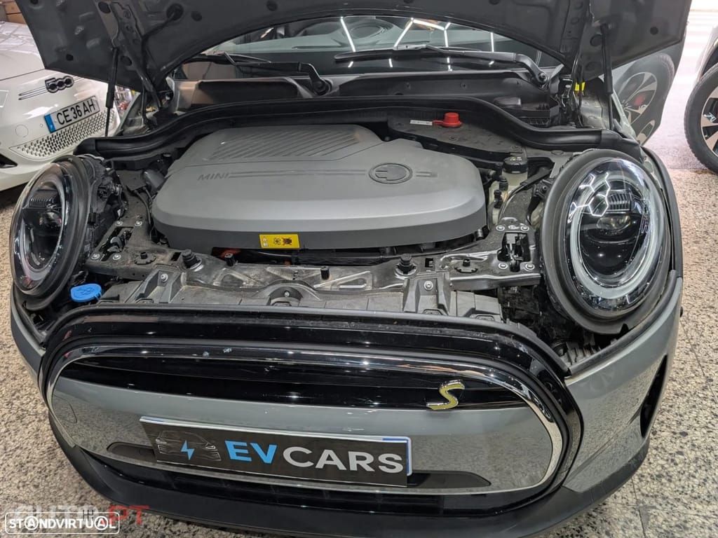 MINI Cooper Cooper SE Premium Extra Essential