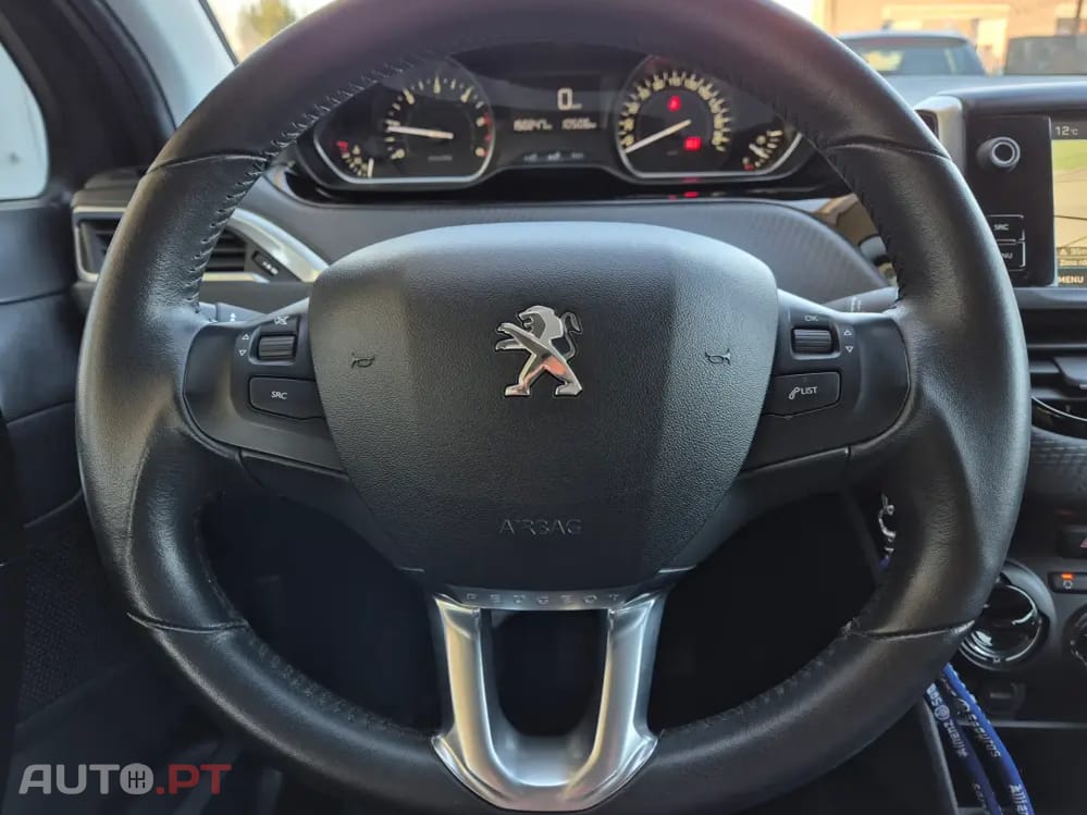 Peugeot 2008 1.5 BlueHDi Active