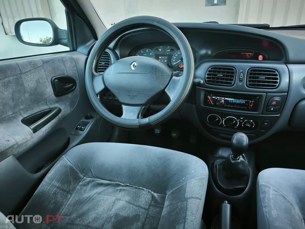 Renault Mégane 1.4 16V RXE AC