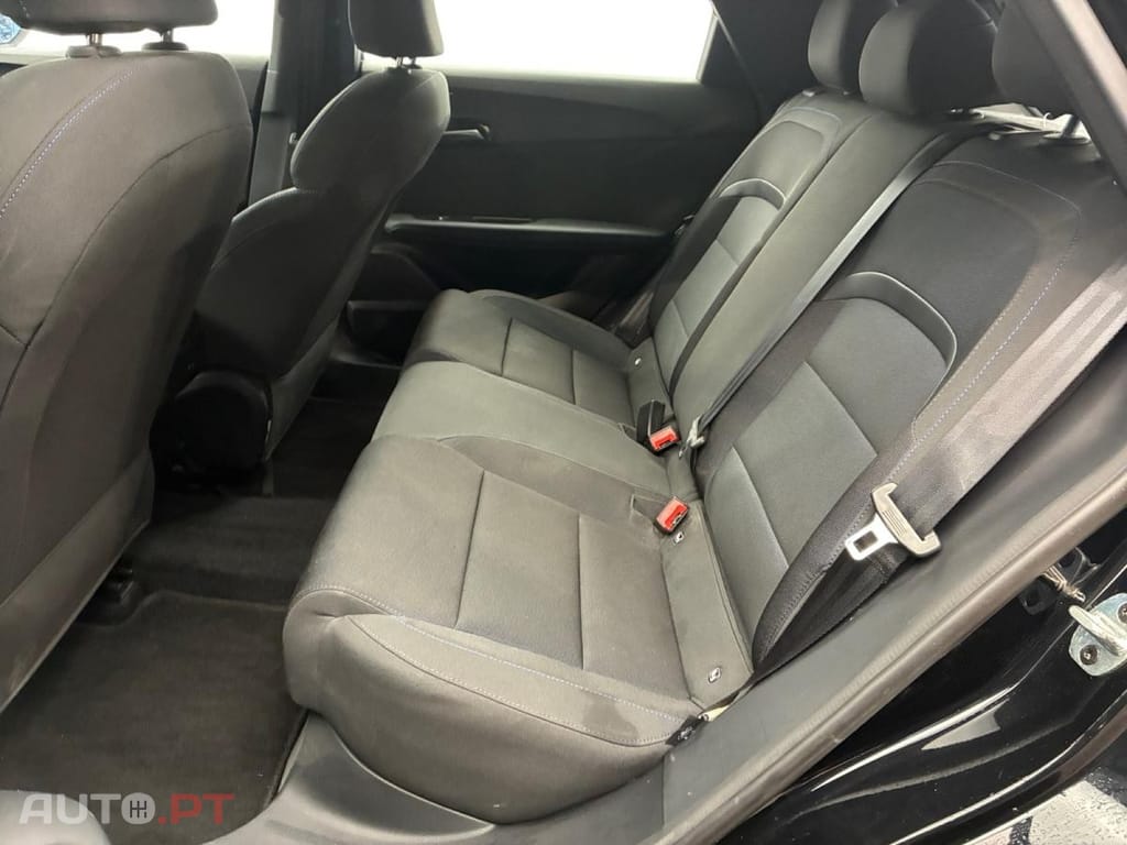 MG MG4 EV Standard 2WD