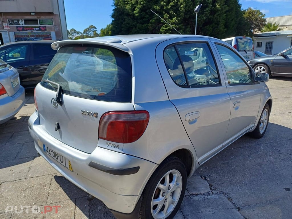 Toyota Yaris 1.0 Luna
