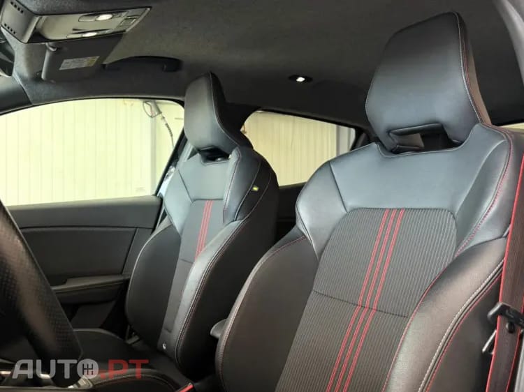 Renault Clio 1.0 TCe RS Line