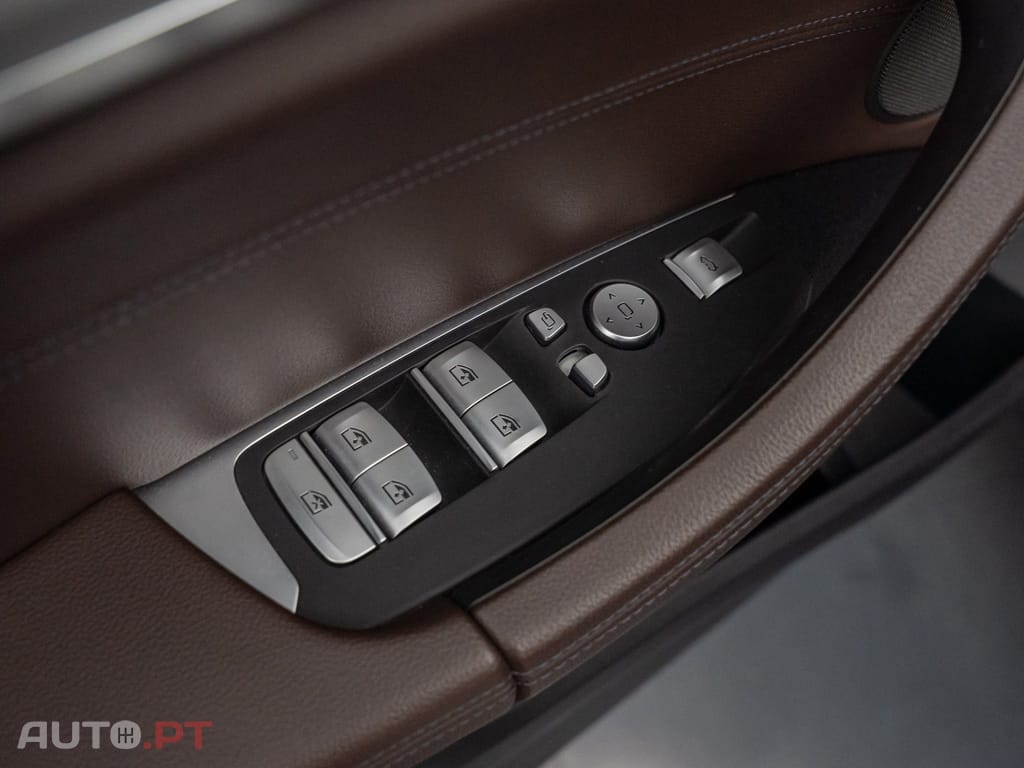 BMW iX3 Impressive