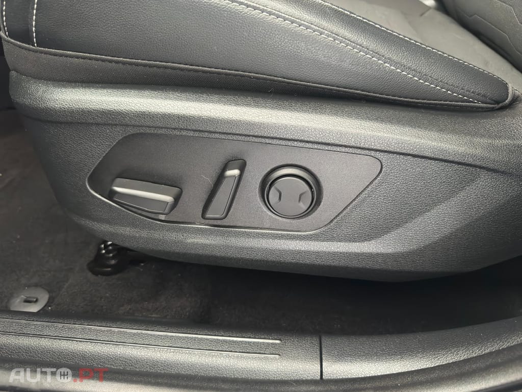 Kia Sportage 1.6 T-GDi PHEV Tech+SRF