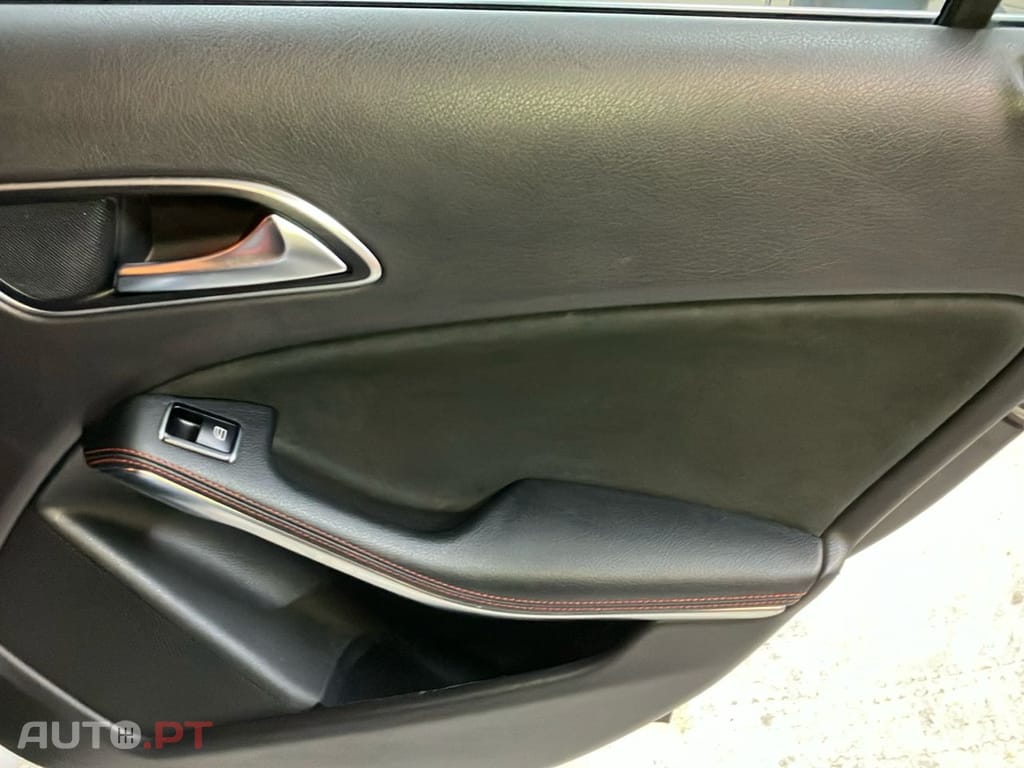 Mercedes-Benz A 45 AMG 4-MATIC