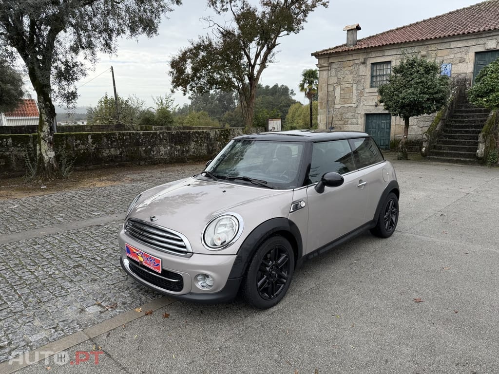 MINI Cooper Cooper D