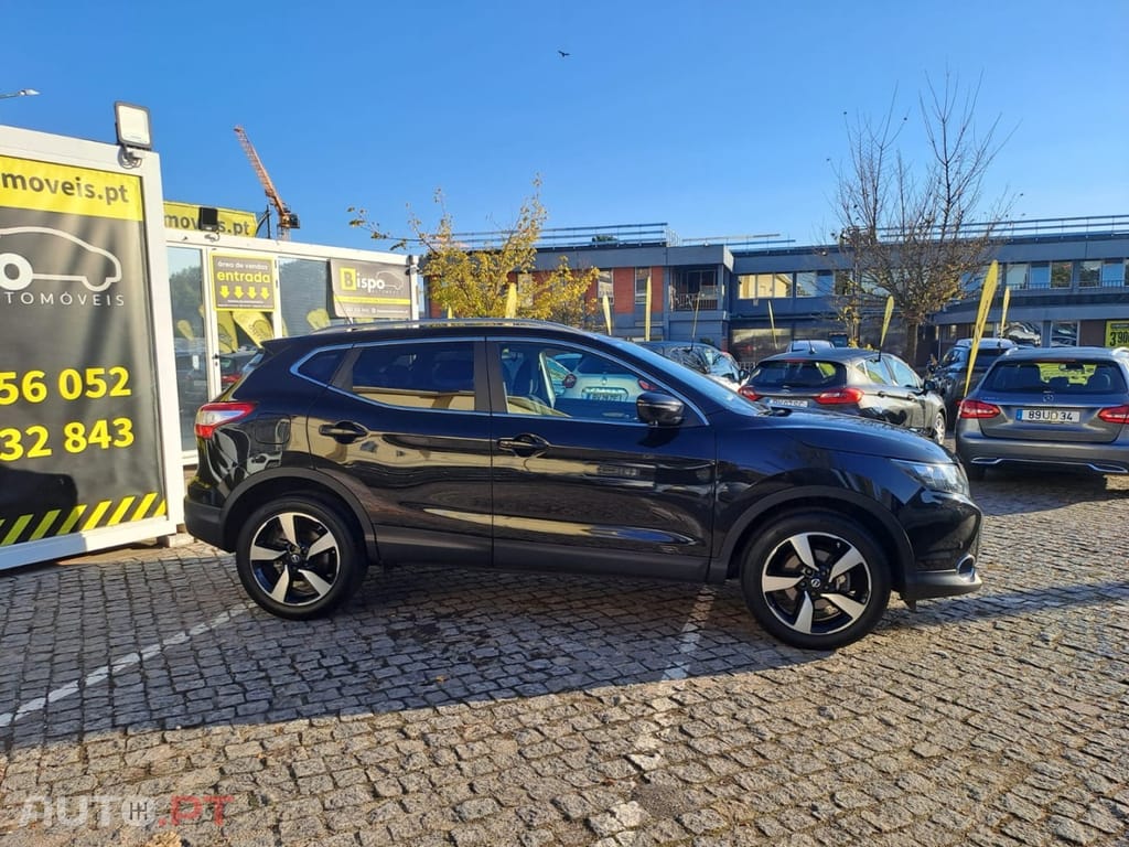 Nissan Qashqai 1.2 DIG-T N-Connecta 18