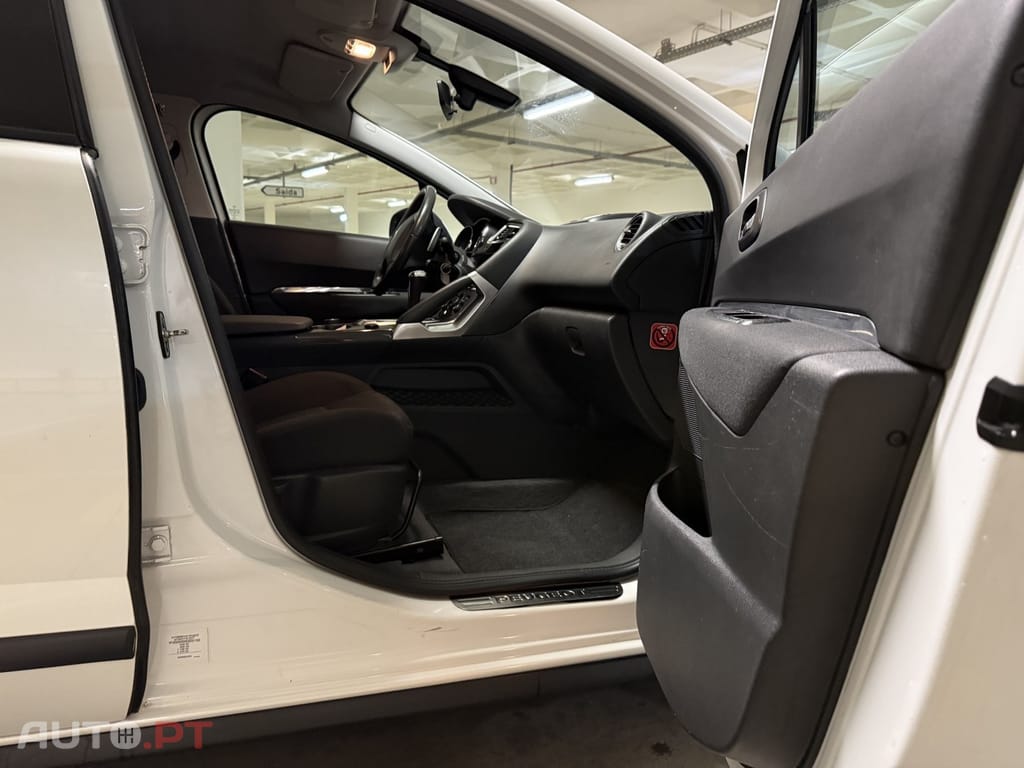 Peugeot 3008 1.6 BlueHDi Allure EAT6