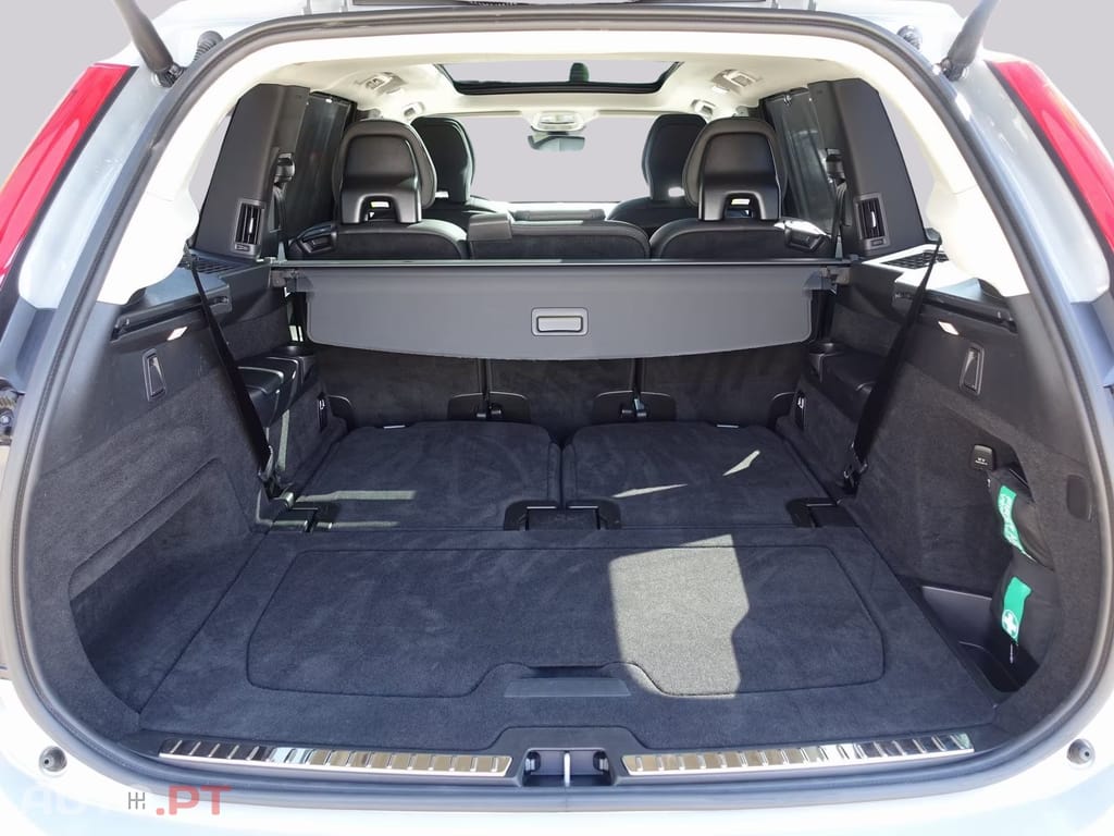 Volvo XC90  T8 AWD  I.V.A DEDUTIVEL