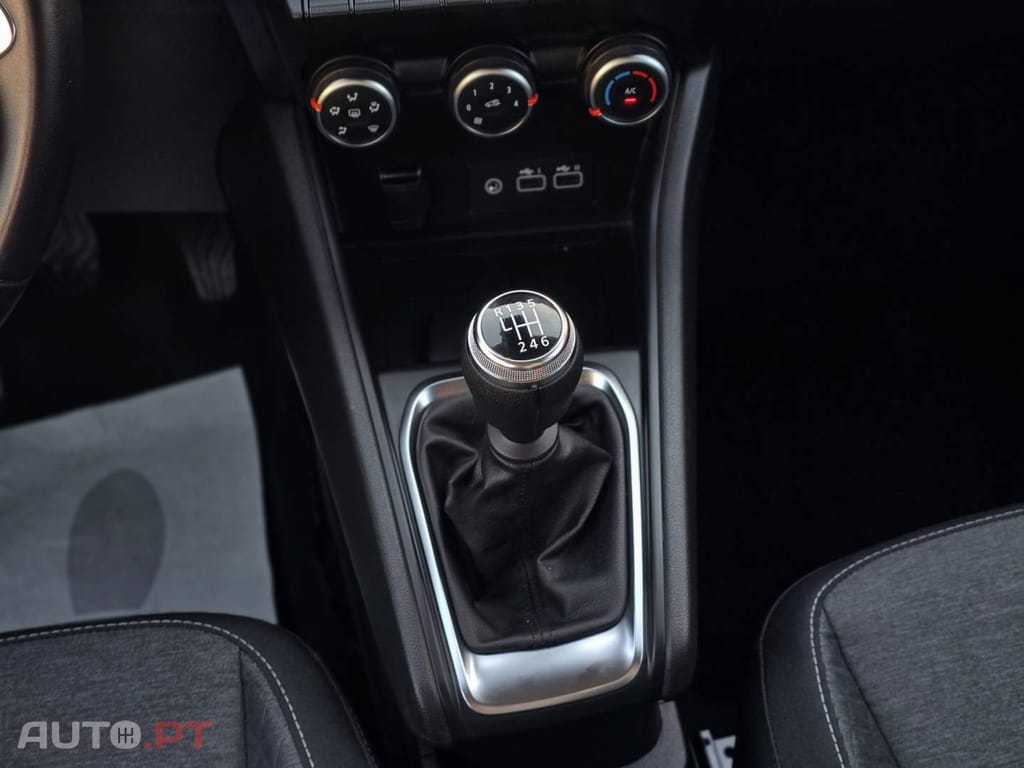 Renault Captur 1.0 TCe Exclusive