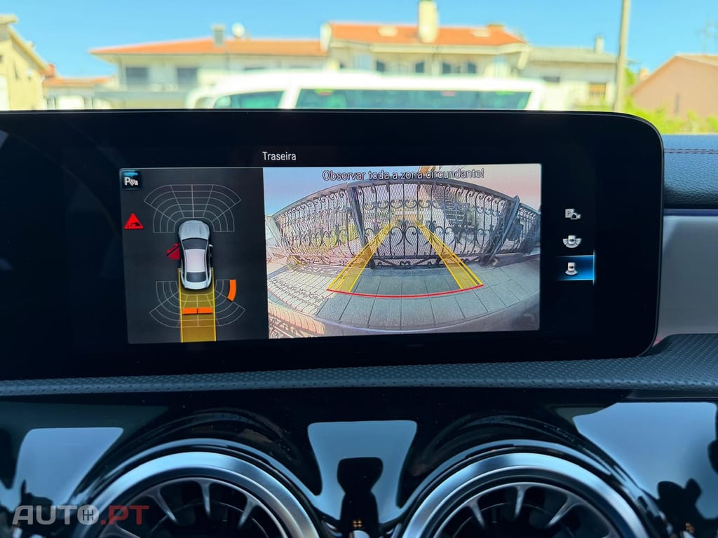 Mercedes-Benz CLA 250 e AMG Line