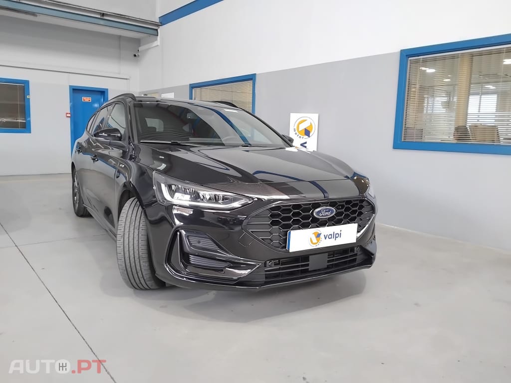 Ford Focus SW 1.0 EcoBoost MHEV ST-Line
