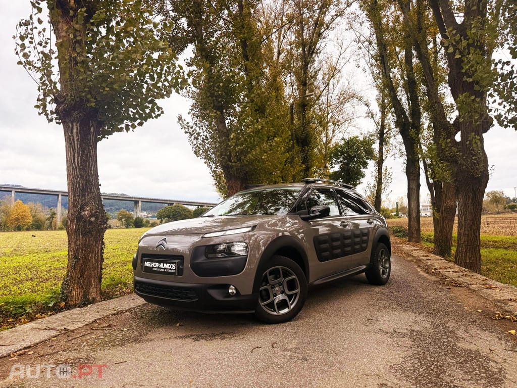 Citroen C4 Cactus 1.2 PureTech Shine