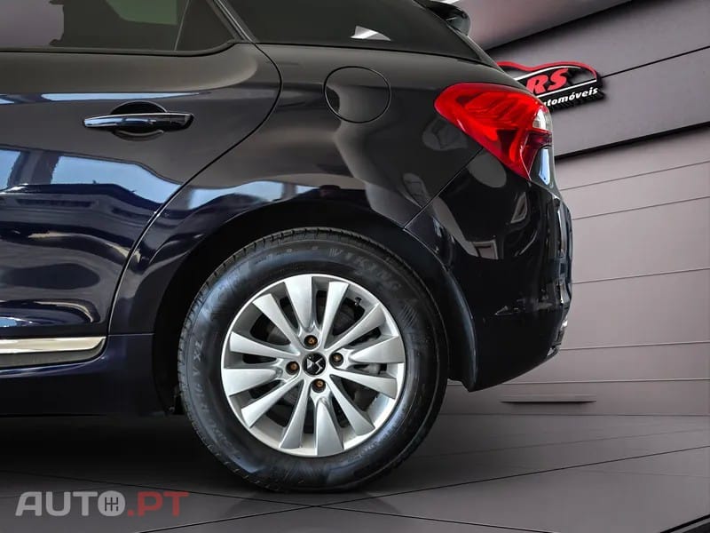 DS DS5 1.6 BlueHDi So Chic