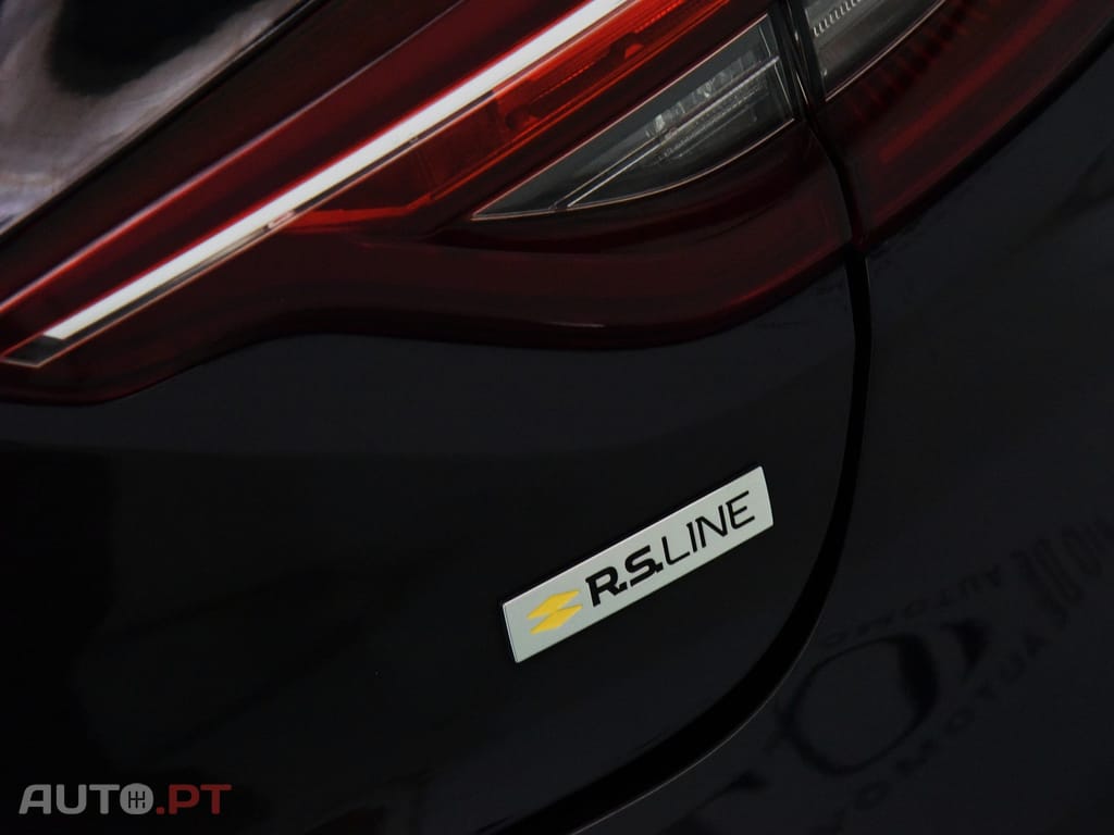 Renault Clio 1.0 TCe RS Line