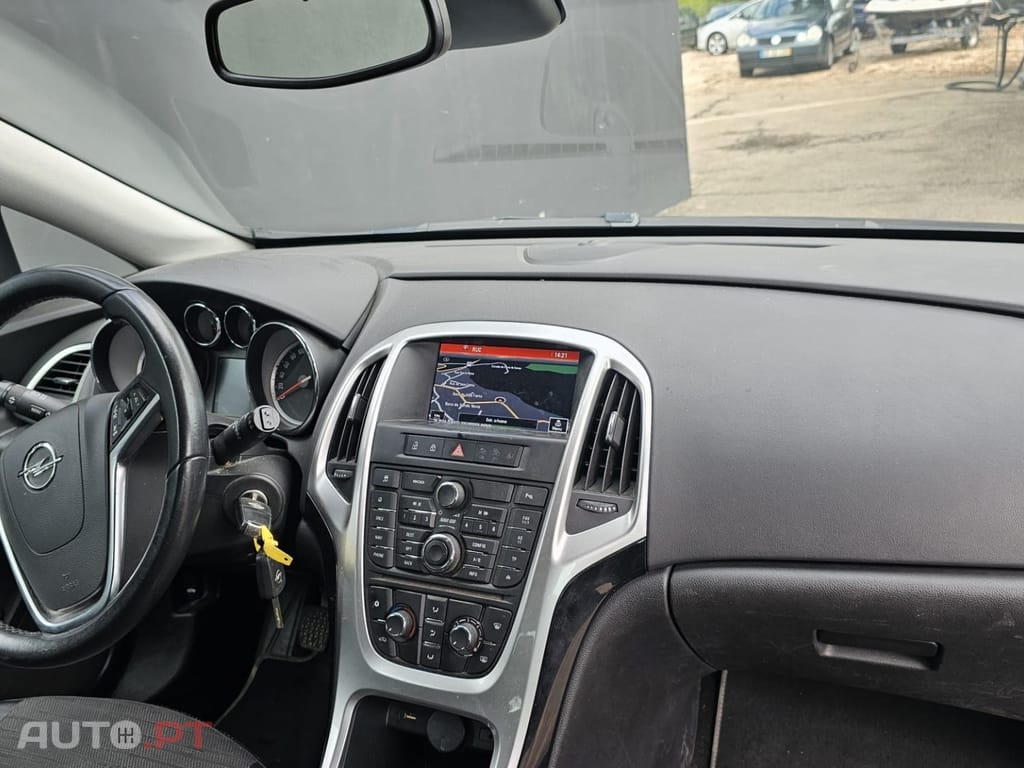 Opel Astra 1.6 CDTi Executive Start/Stop