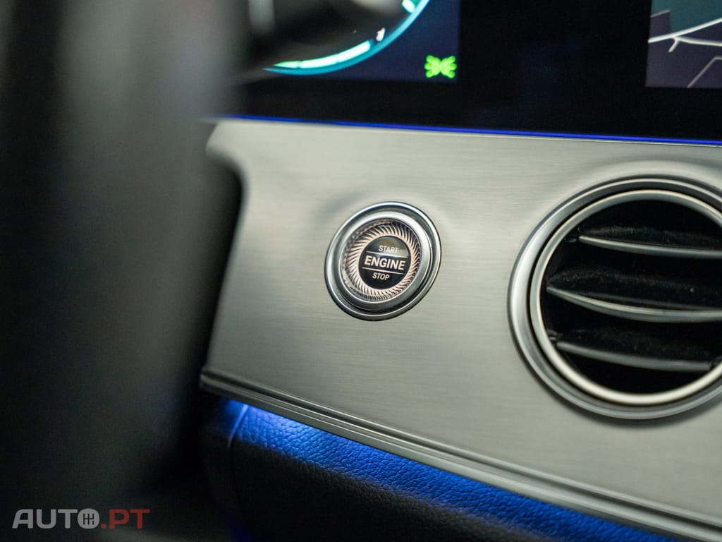 Mercedes-Benz E 300 de AMG Line