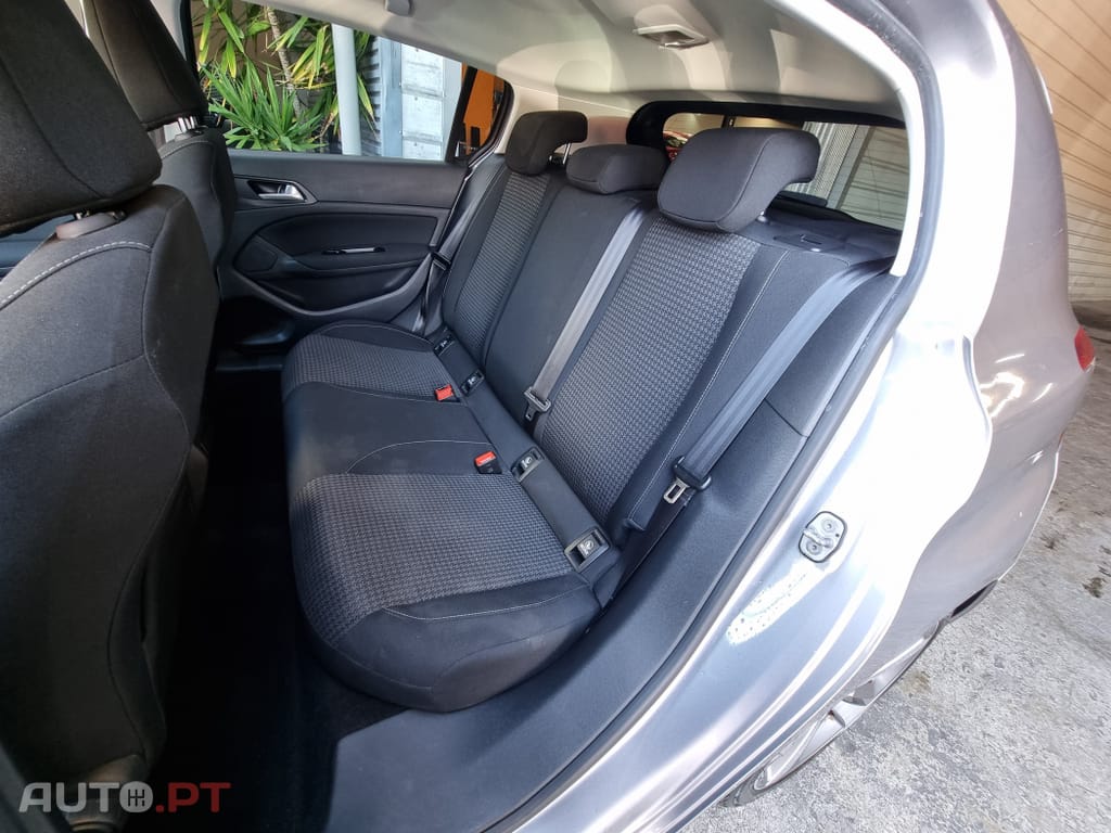 Peugeot 308 1.2 PureTech Access