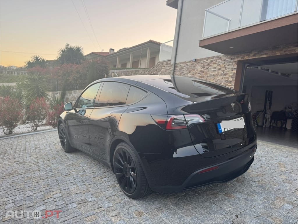 Tesla Model Y Tração Traseira
