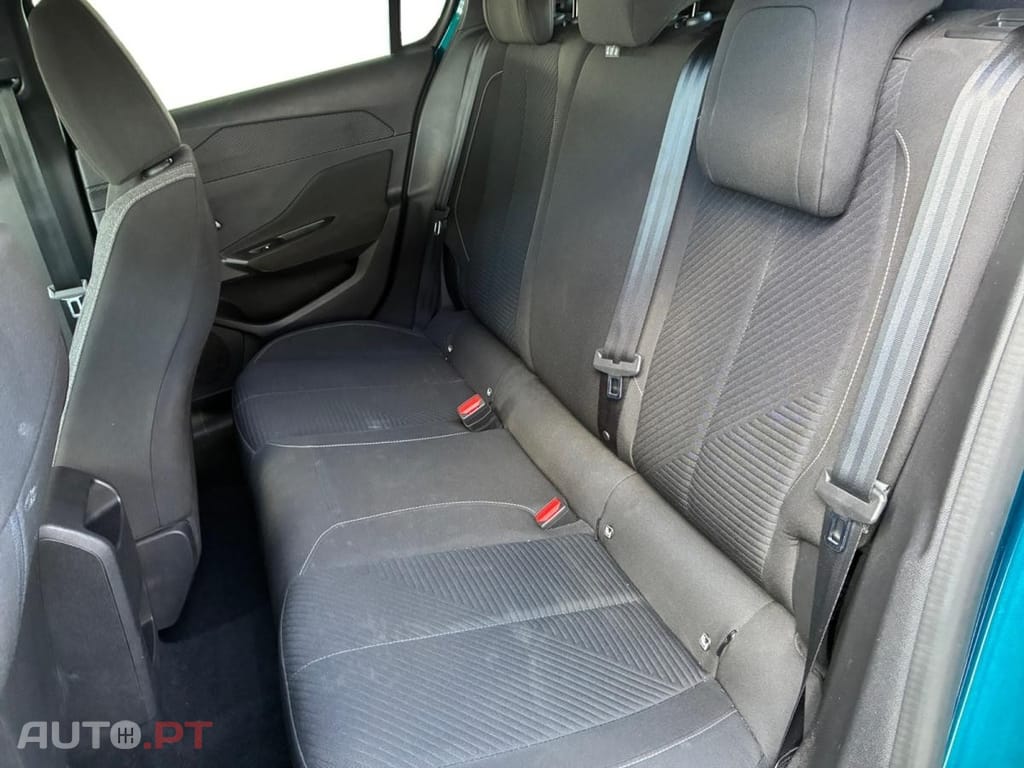Peugeot 308 PureTech 130 EAT8 Active Pack