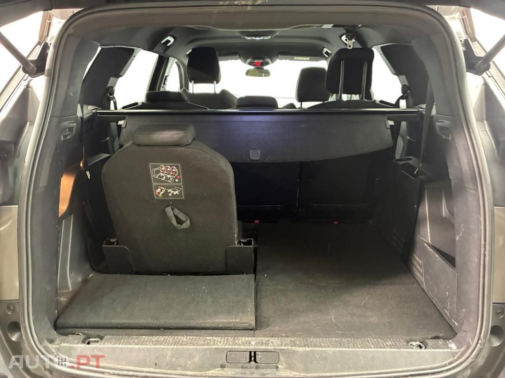 Peugeot 5008 1.2 PureTech Active Pack EAT8