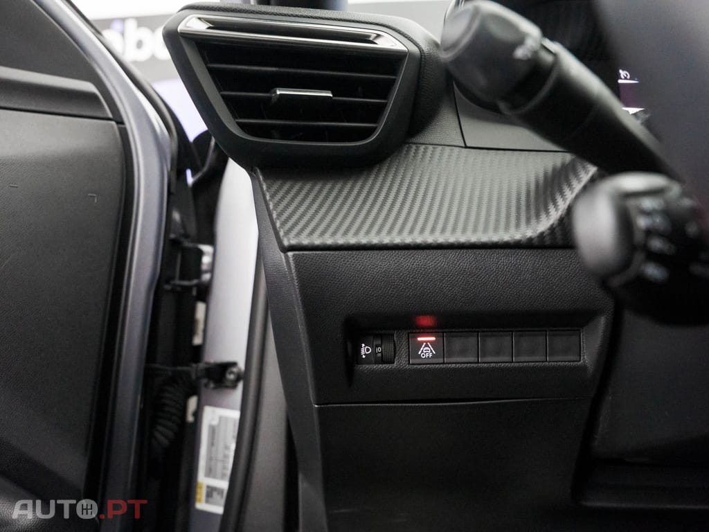 Peugeot 2008 1.2 PureTech Active Pack