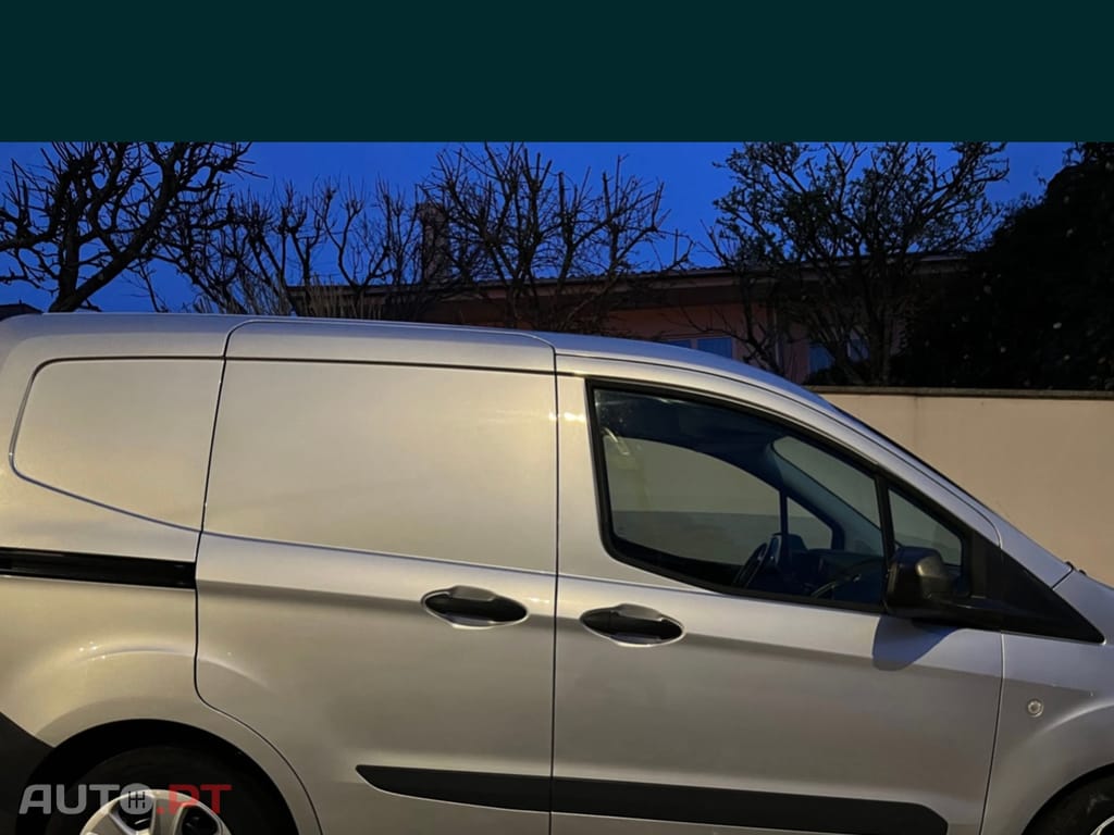 Ford Courier Comercial