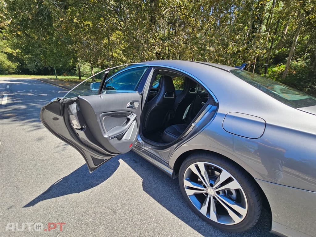 Mercedes-Benz CLA 180 (CDI) d Urban