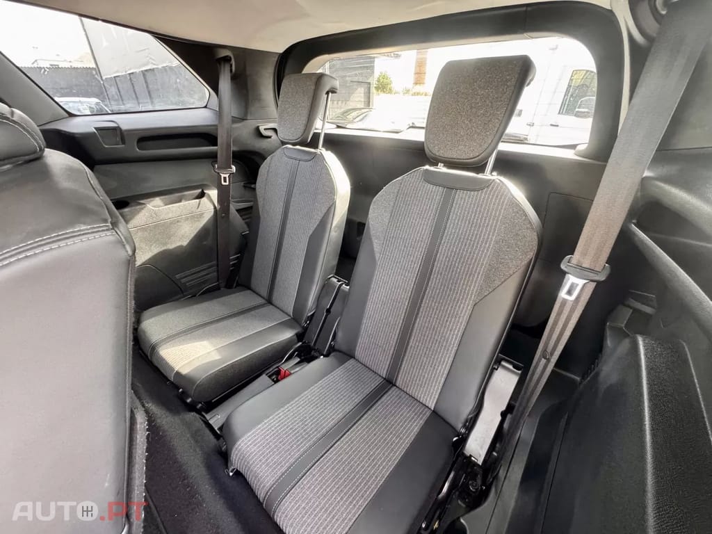 Peugeot 5008 1.5 BlueHDi Allure EAT8