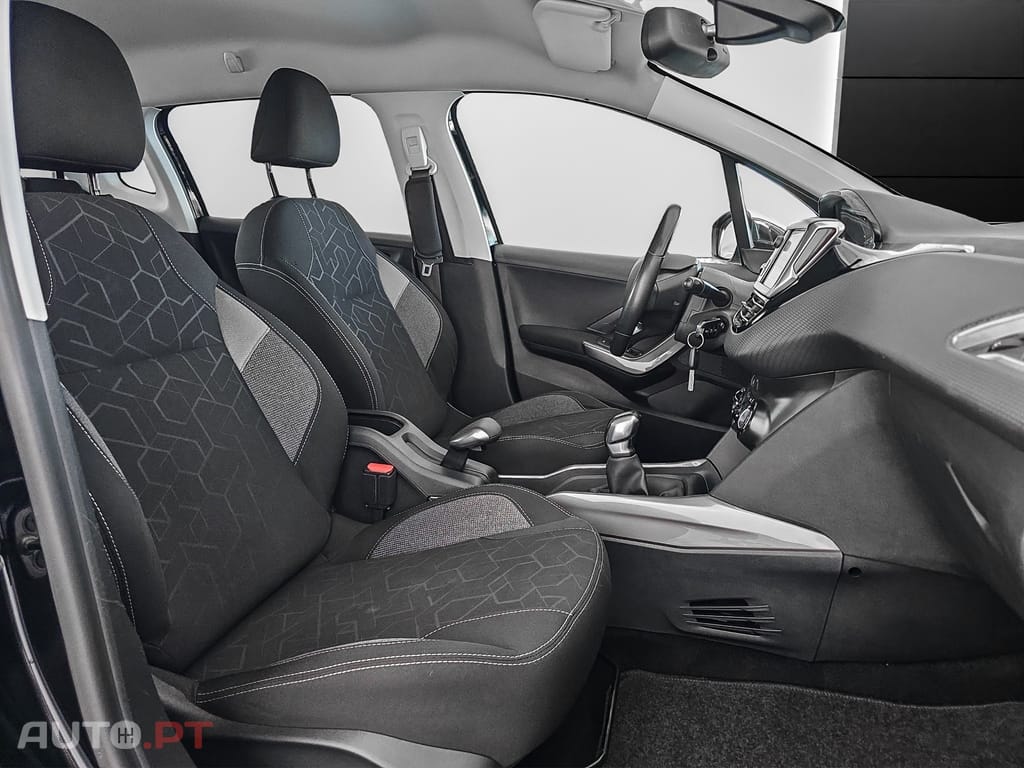 Peugeot 2008 1.6 BlueHDi Style