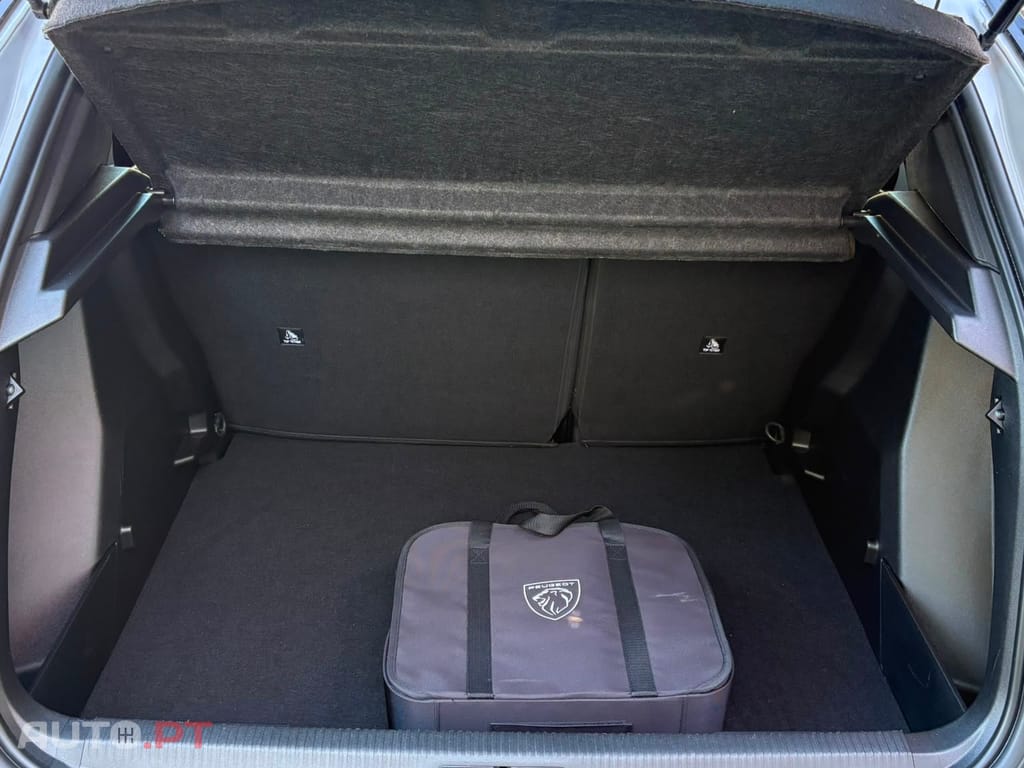 Peugeot E-2008 𝟱𝟰 𝙠𝙒𝙝 𝟭𝟱𝟲𝙘𝙫𝙨 𝙎𝙩𝙮𝙡𝙚