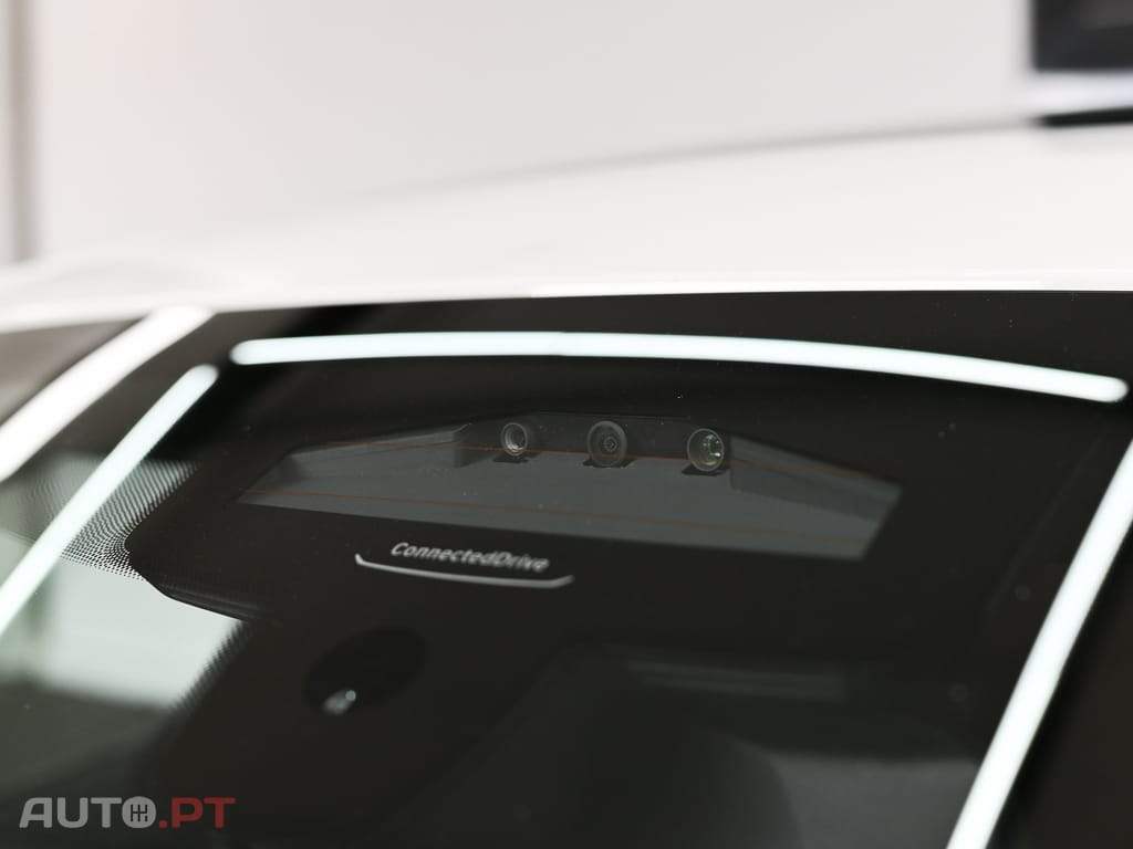 BMW i4 M50 Pack Desportivo M Pro