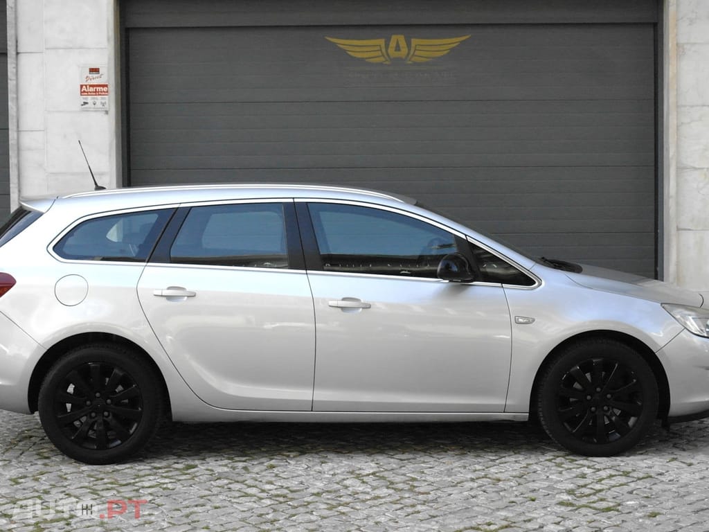 Opel Astra Sports Tourer 1.7 CDTi Cosmo