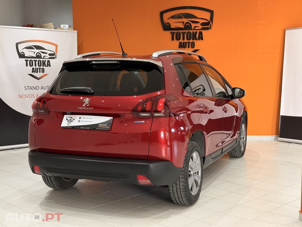 Peugeot 2008 1.2 PureTech Style